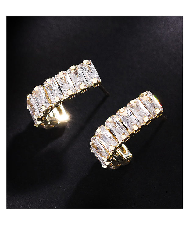 Retro Female Stud Earrings - Prime Adore