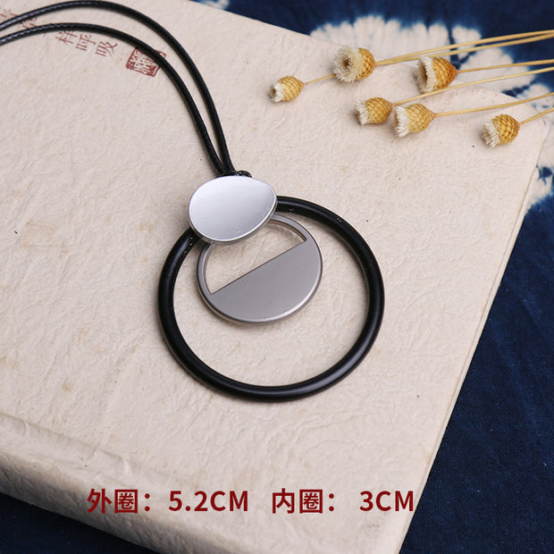 Retro Accessories Round Necklace - Prime Adore