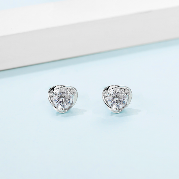 Lovely Heart Moissanite Earrings - Prime Adore