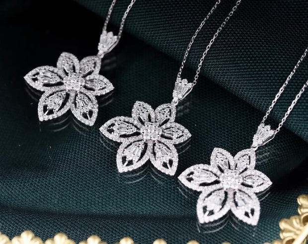 Six Leaf Flower Pendant Necklace - Prime Adore
