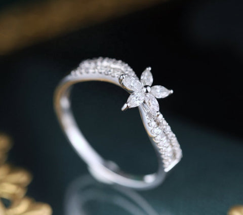 Horse Eye Flower Diamond Ring - Prime Adore