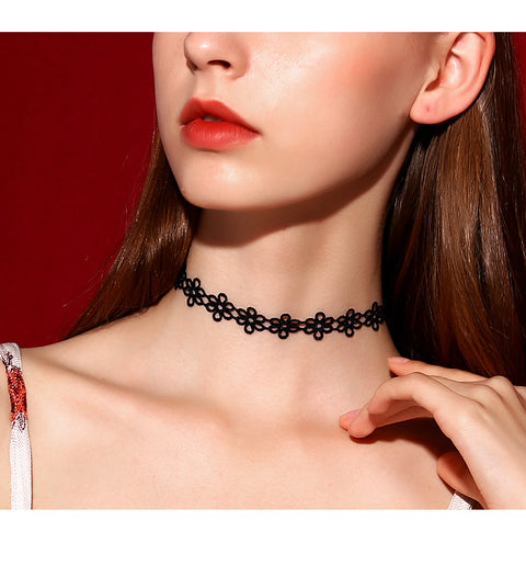 Diamond Flower Choker - Prime Adore