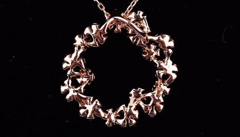 Diamond Snowflake Wreath Necklace - Prime Adore