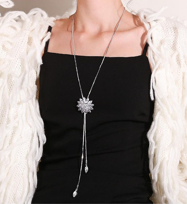 Crystal Snow Floral Necklace - Prime Adore