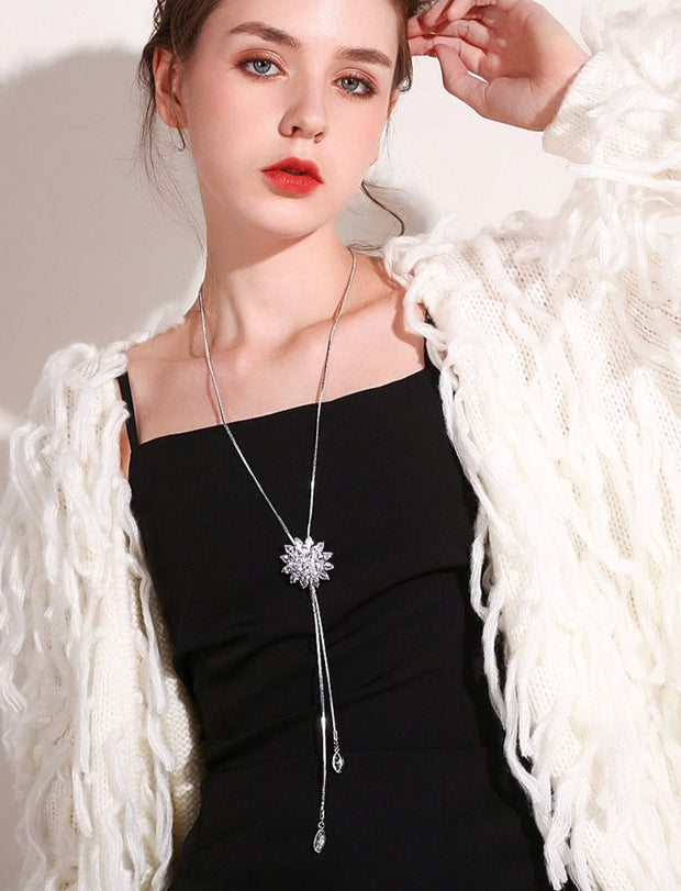 Crystal Snow Floral Necklace - Prime Adore