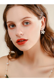 Dainty White Flower Earrings - Prime Adore